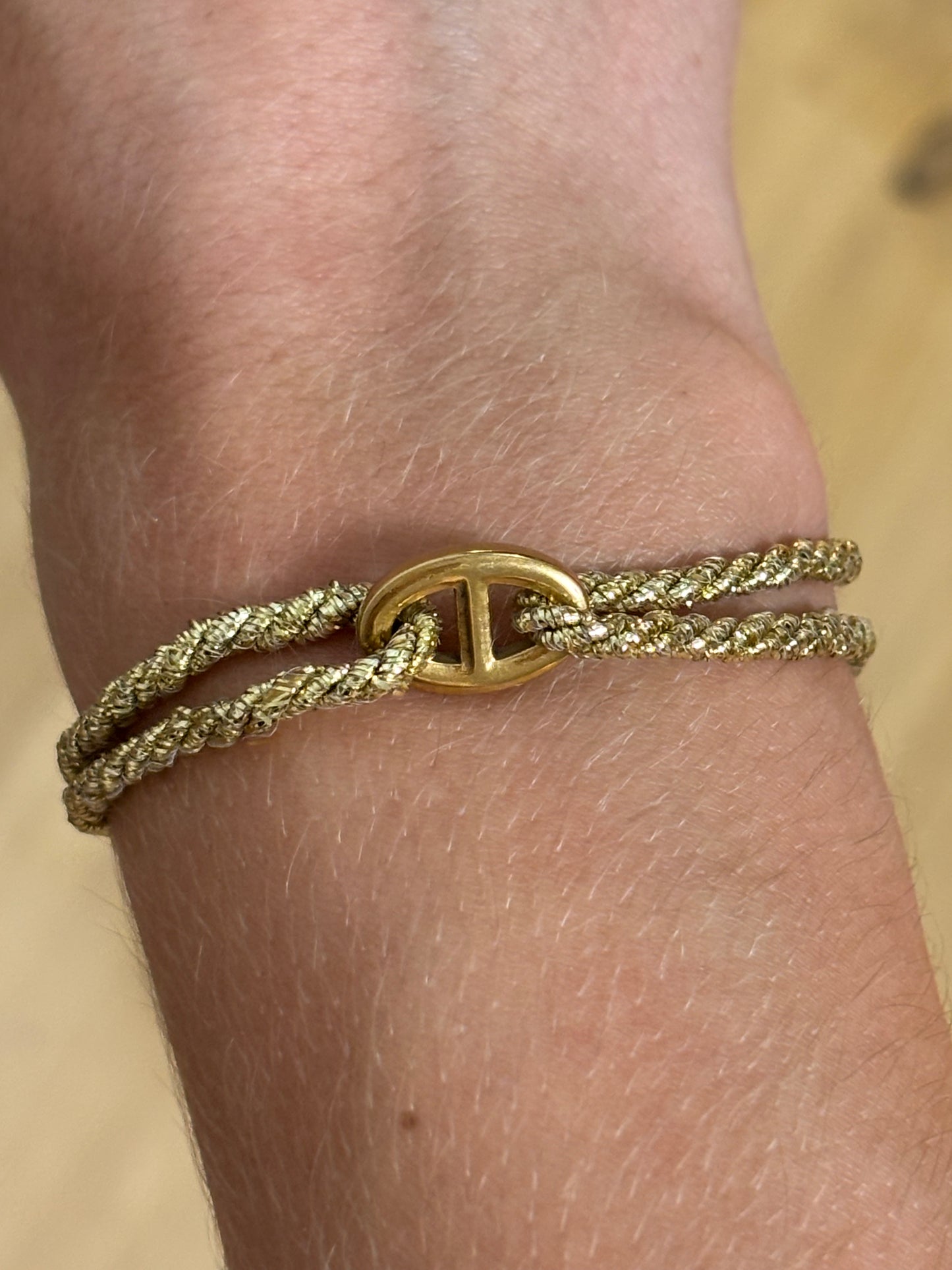 Bracelet cordon à paillettes